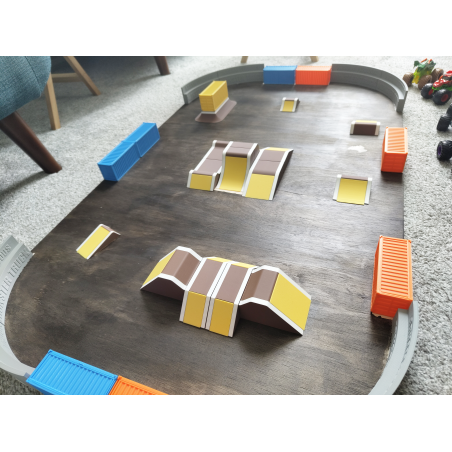 Monster Truck Arena compatible Monster Trucks 1/64