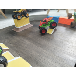 Monster Truck Arena compatible Monster Trucks 1/64