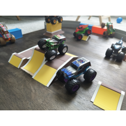 Monster Truck Arena compatible Monster Trucks 1/64
