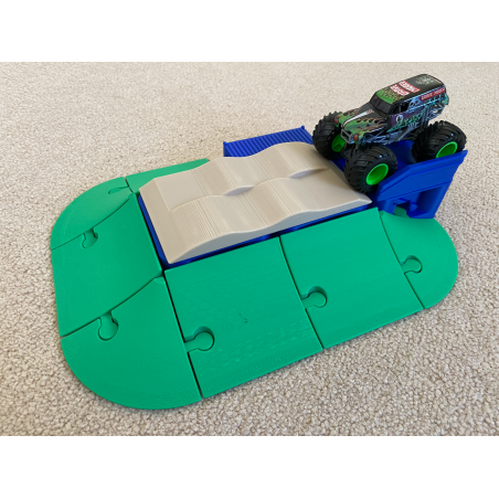 Monster Trucks Ramp Starter Kit