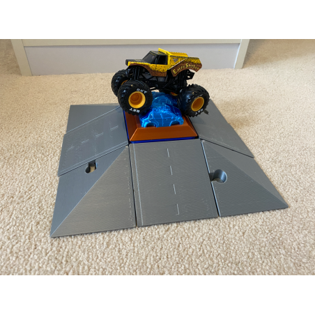 Hot Wheels Monster Truck Straight Stackable Ramps