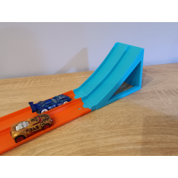 Double rampe compatible Hot Wheels