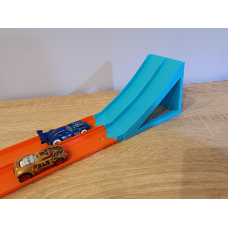 Double rampe compatible Hot Wheels