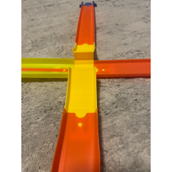 Saut croisé compatible Hot Wheels