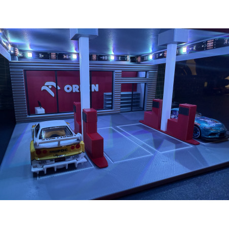 Station-service ORLEN pour voitures à l'échelle 1/64