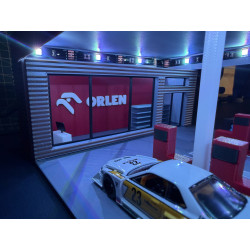 Station-service ORLEN pour voitures à l'échelle 1/64